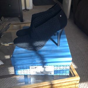 Black heel booties